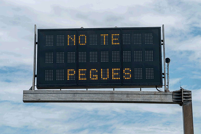 Atención al volante, en cartelería variable
