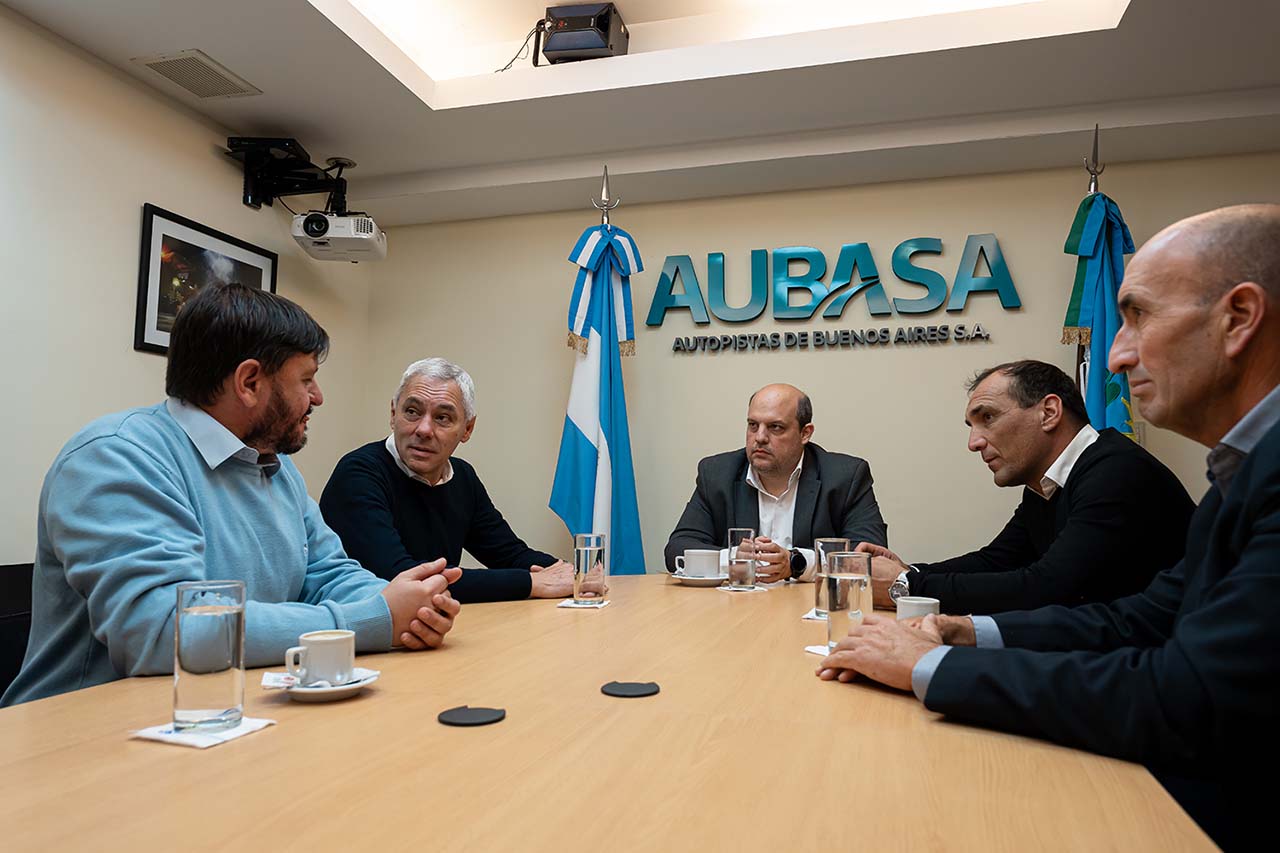 El Gerente General de AUBASA recibió al Intendente de Berisso