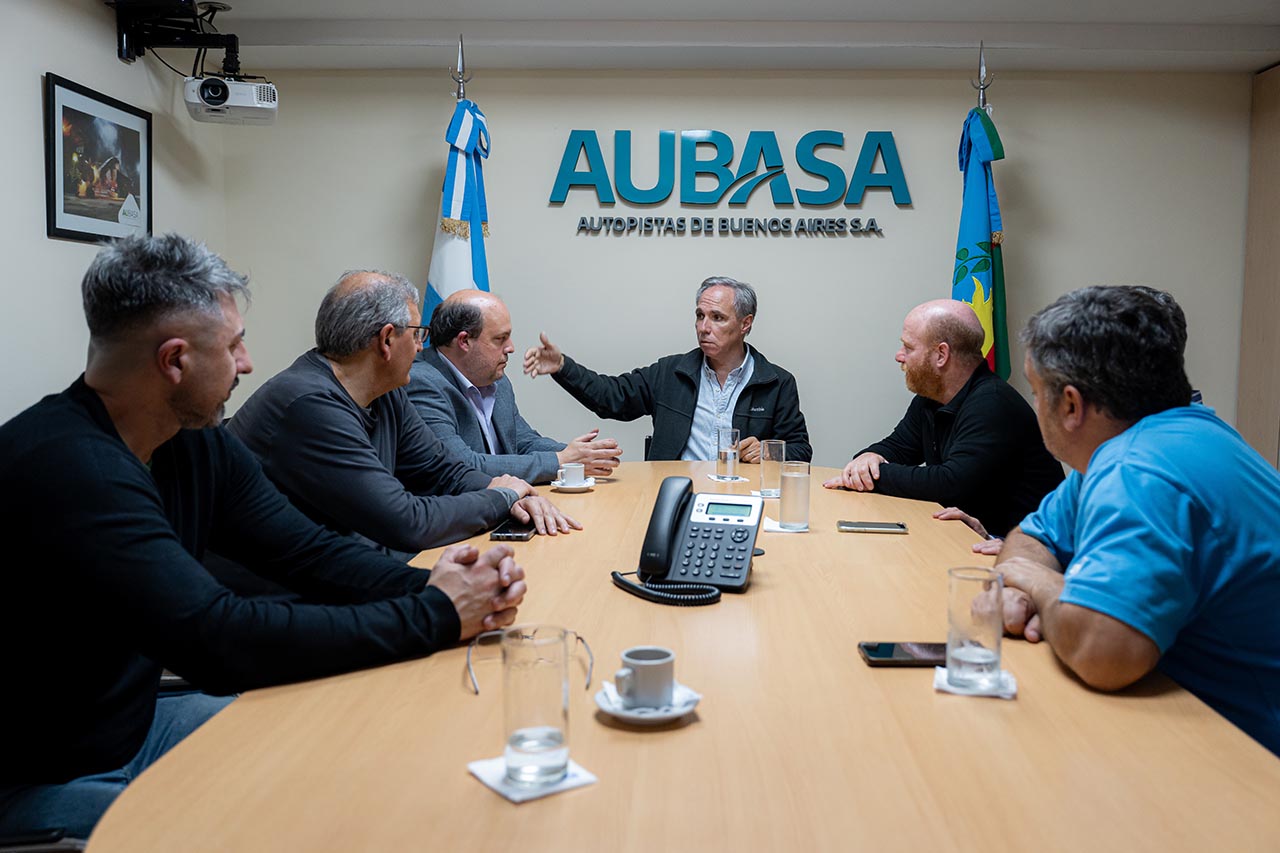Acuerdo entre AUBASA y Mar Chiquita por mayor conectividad para BomberOS