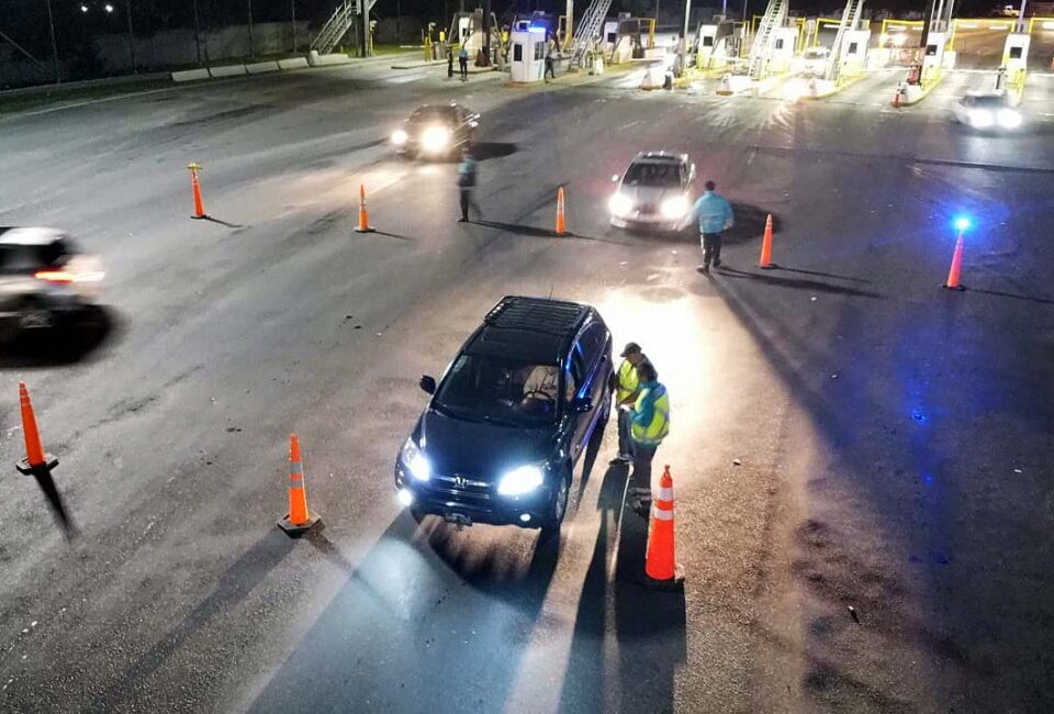 Autopista Bs.As La Plata: Finde largo con controles de alcoholemia
