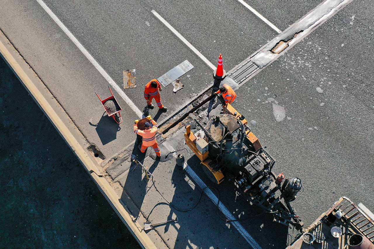Obras en BALP trabajos sobre juntas de dilatación en puentes y viaductos