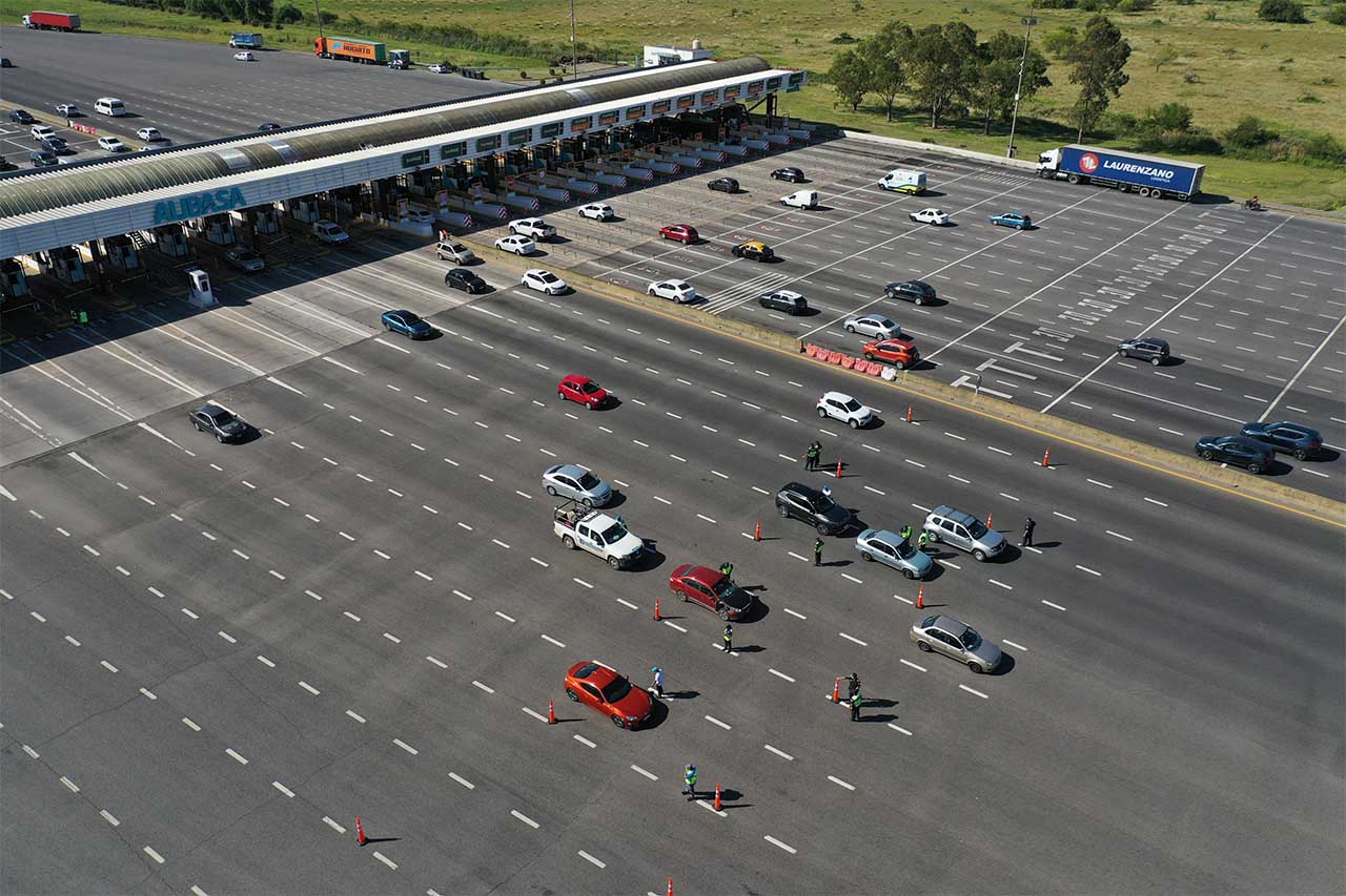 Controles de alcoholemia en Autopista Buenos Aires La Plata